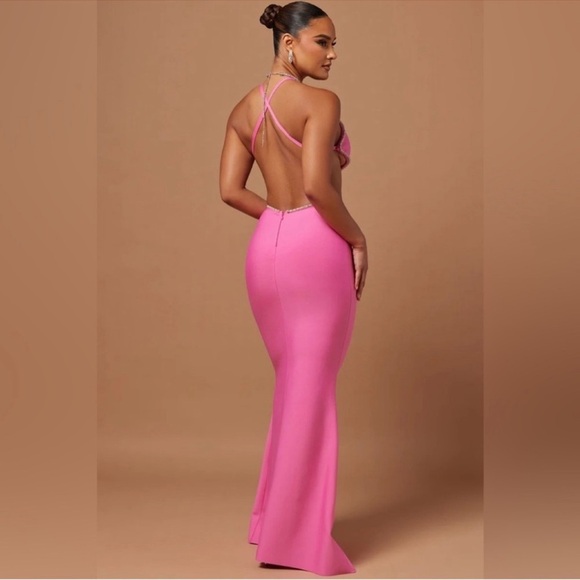 New NWT Fashion Nova Vivica Embellished Maxi Dress in Pink Size XL - Picture 3 of 3